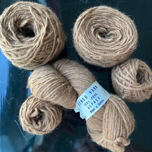 100% ALPACA yarn. Made in Bolivia. So Soft. 304grams (10.7oz.)